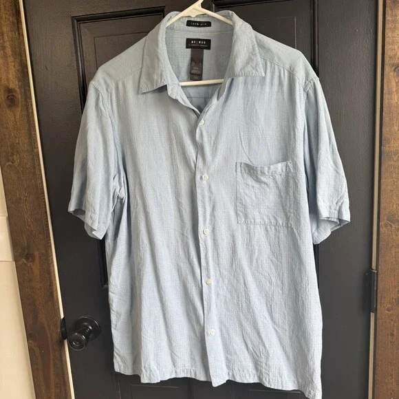 Axcess 100% Silk Shirt Mens Large Blue Stripe Short Sleeve Button Up - Picture 2 of 10